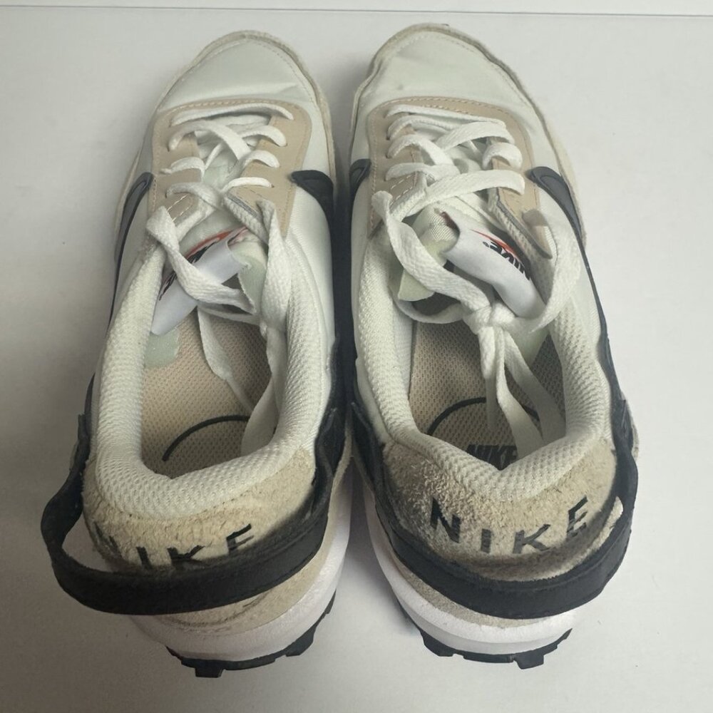 Nike Women’s Waffle Debut Sneaker White/Biege, Size 8 M - Picture 4 of 6